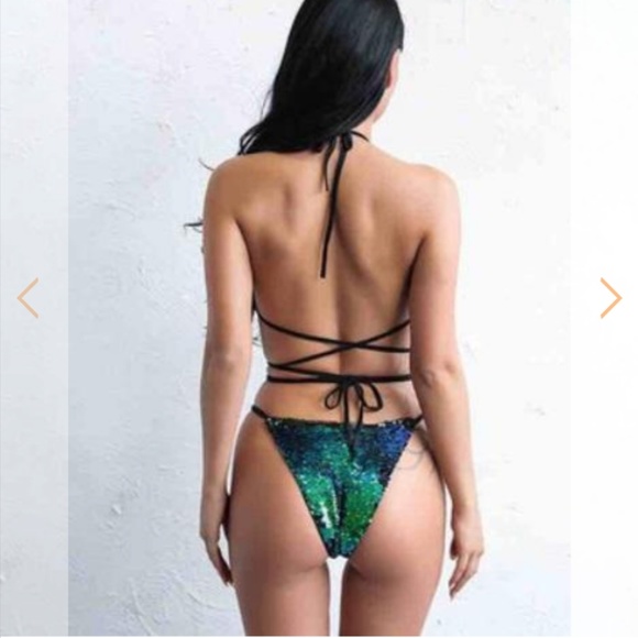 Mermaid Color changing bathing suit - Picture 2 of 5